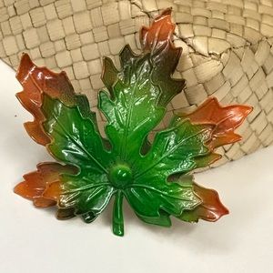 VTG Autumn Leaf Pin